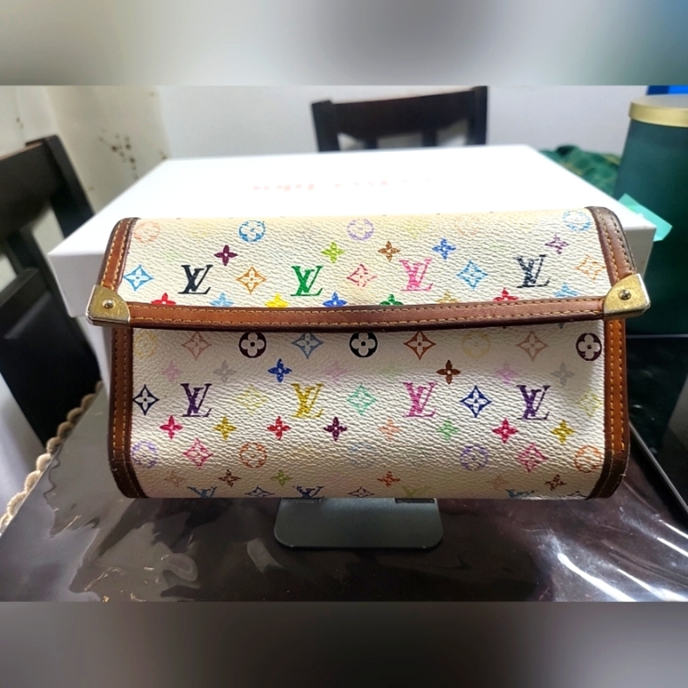 Louis Vuitton EUC Murakami White Long Snap Wallet (W30)